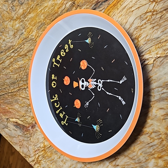 HALLOWEEN Trick or Treat 11.75" plate platter - Picture 1 of 2